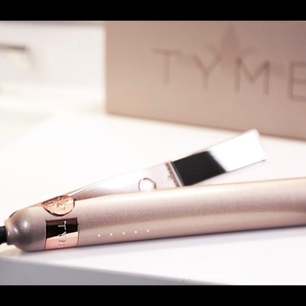 Tyme Iron hair curler